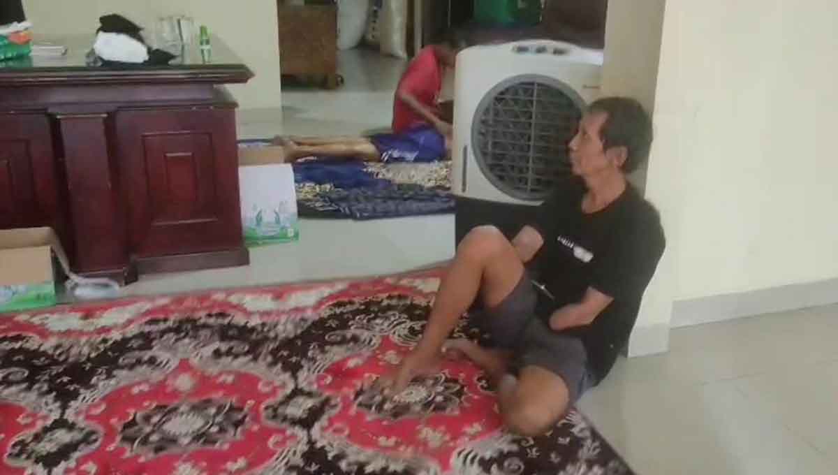 Ayah korban penculikan dan pumbunuhan di Surabaya.