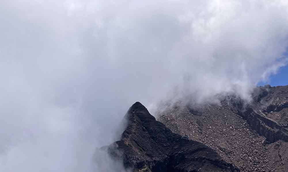 Ilustrasi kabut tebal. Foto: Bangsaonline.