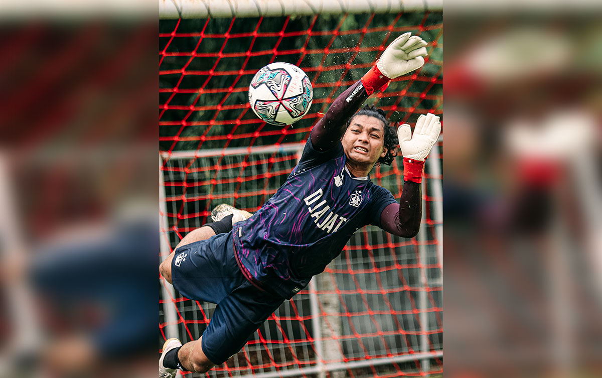 Penjaga gawang Adi Satryo, salah satu pemain yang direkrut Persik Kediri. foto: ist.