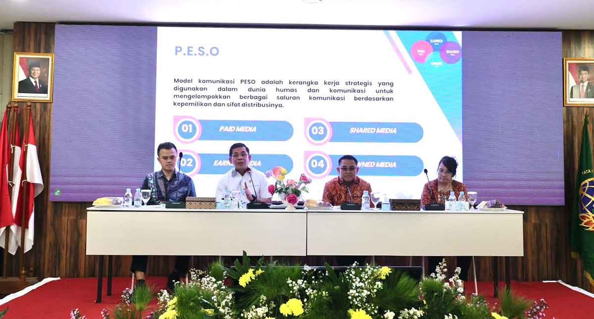 Kabiro Humas dan Protokol Kementerian ATR/BPN, Harison Mocodompis, saat memberi sambutan.