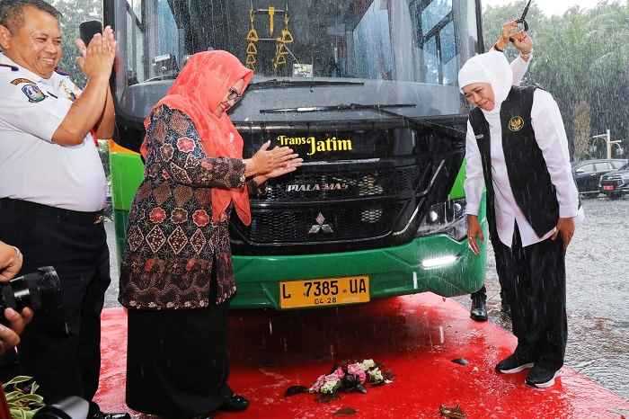 Bus Transjatim Koridor I Gresik-Surabaya-Sidoarjo Tambah 10 Armada, Khofifah: Karena Load Factor