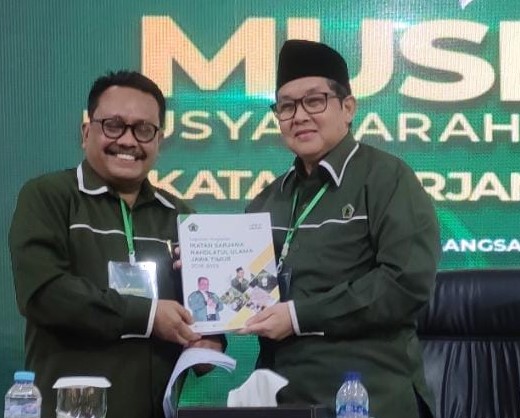 Prof. M. Mas