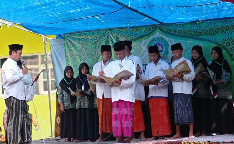 Pelantikan Pengurus OSIM Madrasah Ar-Rasyid. (foto: ist)
