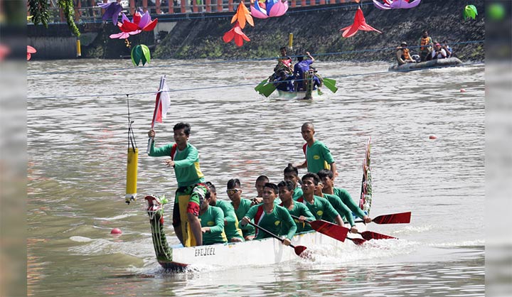Serius Cari Bibit Atlet, Pemkot Surabaya Komitmen Gelar Lomba Dayung Perahu Naga Tiap Tahun