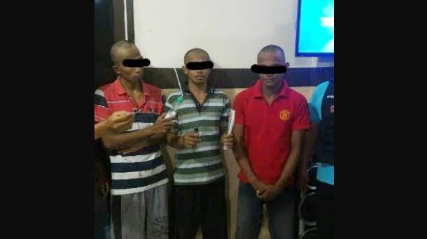 Tiga sekawan pengonsumsi serbuk sabu.
