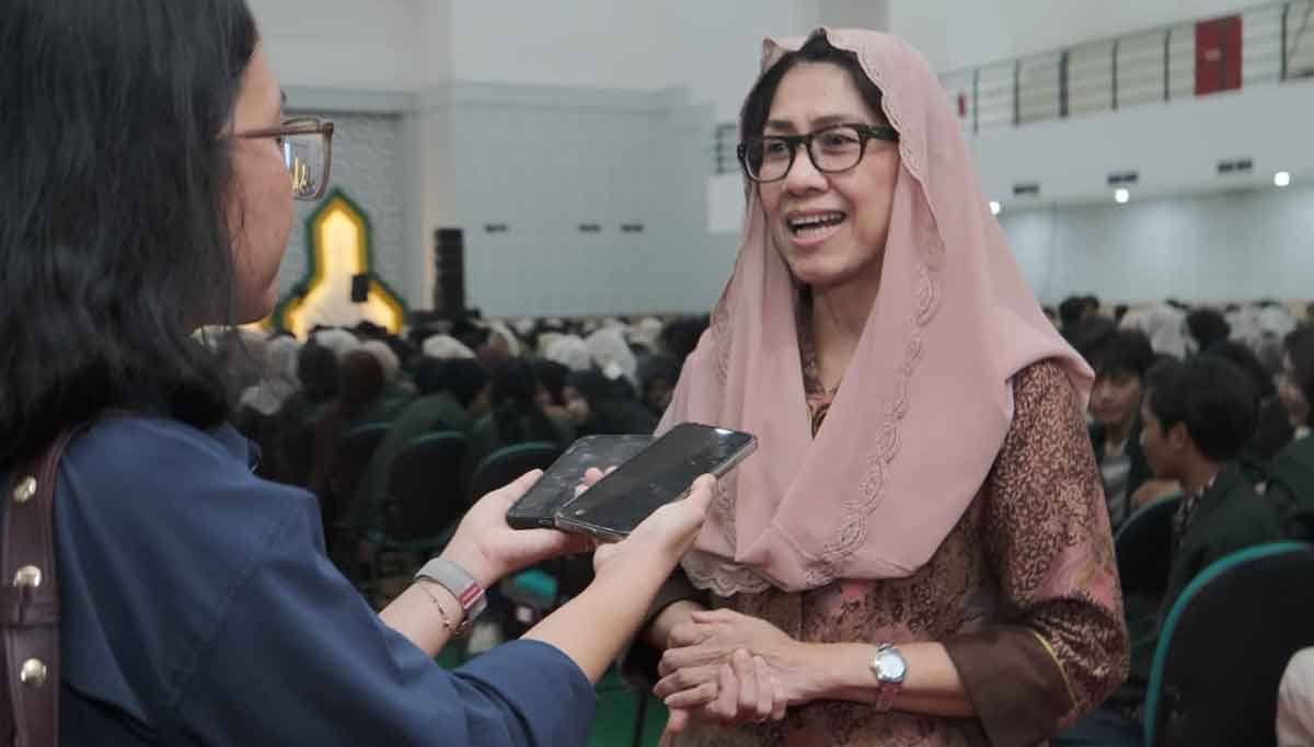 Wawancara saat pelepasan peserta KKN UIN Pekalongan.
