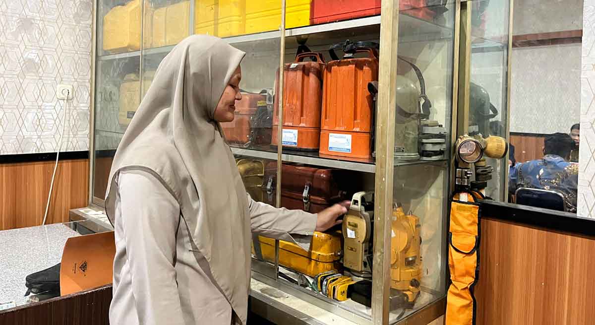 Petugas dari Kantah Kabupaten Pasuruan saat menginventarisasi BMN atau Barang Milik Negara.