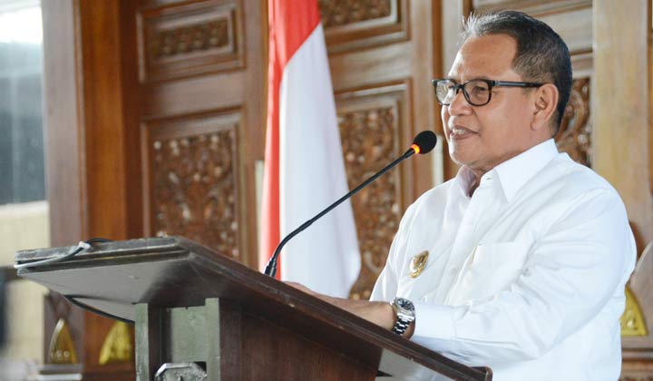 Noor Nahar Hussein, Wabup Tuban.