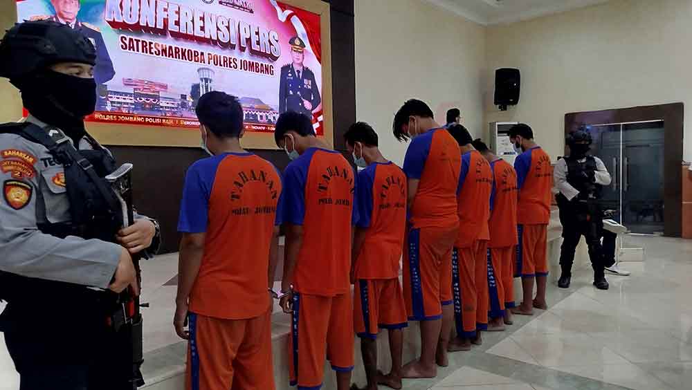 Satresnarkoba Polres Jombang saat pers rilis.