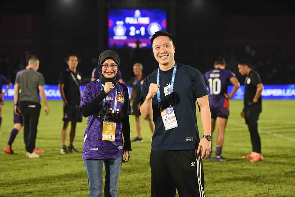 Wali Kota Kediri Vinanda Prameswati usai menyaksikan pertandingan Persik vs PSBS Biak. (Ist)