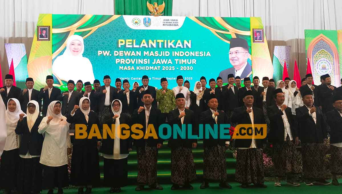 Lantik PW DMI Jatim, Jusuf Kalla Dorong Masjid Jadi Pusat Peradaban dan Ekonomi Umat