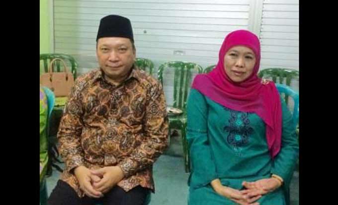 Anggota DPR RI Fraksi Partai Demokrat bertemu dengan Ketua Umum PP Muslimat NU, Khofifah Indar Parawansa dalam acara halal bihalal PC Muslimat NU Kota Surabaya. foto: didi rosadi/ BANGSAONLINE