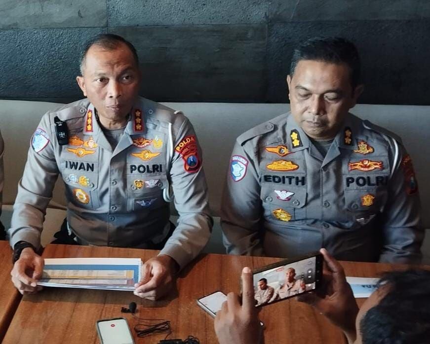 Kombes Pol Iwan Saltiadi bersama AKBP Edith Widodo