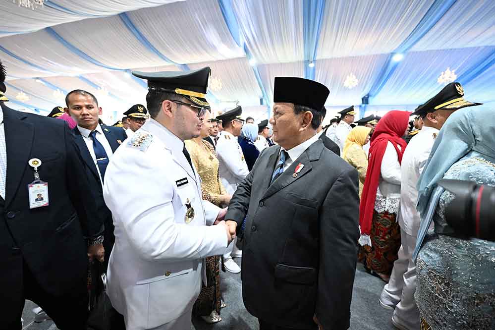 Bupati Kediri, Hanindhito Himawan Pramana, saat berjumpa dengan Presiden Prabowo Subianto. (Ist)