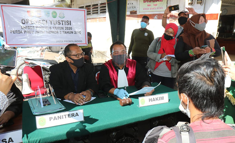Jelang Pemberlakuan Denda, Pemkot Probolinggo Gencar Lakukan Operasi Yustisi Protkes