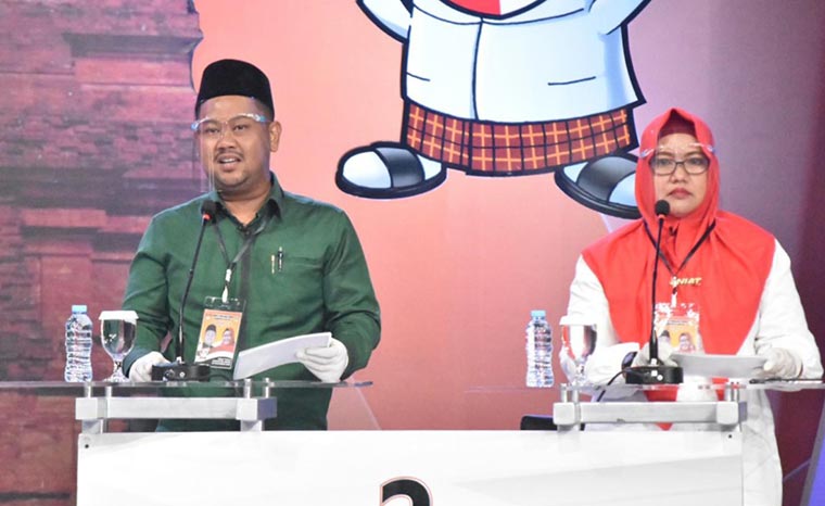 Beber Hasil Survei Jelang Pilbup Gresik, Tim Niat Klaim Jagonya Unggul Tipis Atas QA