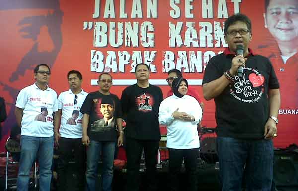 Hasto Kristyanto saat memberikan sambutan pada acara jalan sehat 