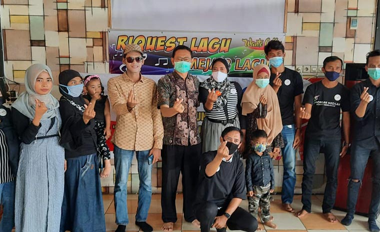 Peringati Hari AIDS, Komunitas Anti HIV/AIDS Lamongan Gelar Doa Bersama ...