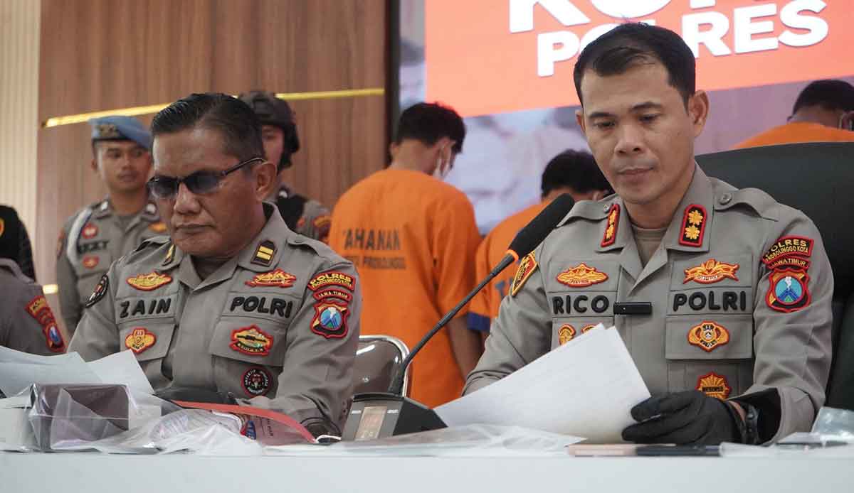 Konferensi pers terkait kasus perampokan di Kota Probolinggo.