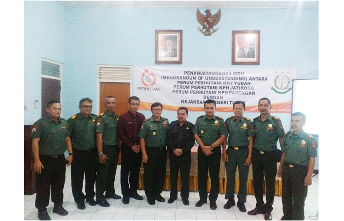 Perum Perhutani KPH Tuban, Jatirogo, dan Parengan melakukan (MoU) dengan Kejaksaan Negeri (Kejari) Tuban , Rabu (6/6).