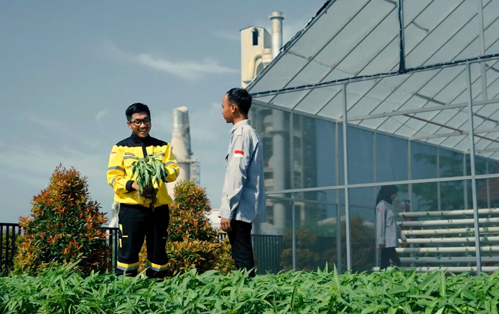 Edupark atau program perkebunan, pertanian, perikanan, dan peternakan terpadu (P4T) di sekitar Pabrik PT Semen Gresik, Rembang. foto: ist.