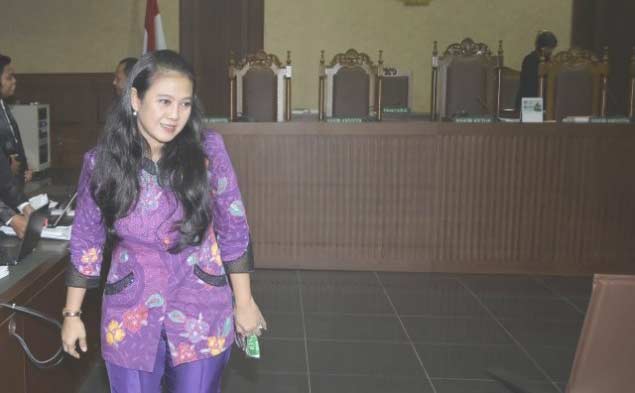 Damayanti Wisnu Putranti saat menjadi saksi dalam sidang kasus dugaan korupsi infrastruktur, di Pengadilan Tipikor, Jakarta, Senin (11/4). foto: ANTARA