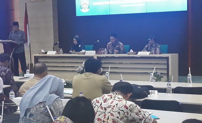 Rapat Koordinasi (Rakor) Penyusunan Laporan Pertanggungjawaban Pelaksanaan APBD tahun anggaran 2018 Kab/Kota se-Jawa Timur di Kantor BPKAD Jatim. Foto: DIDI ROSADI/BANGSAONLINE