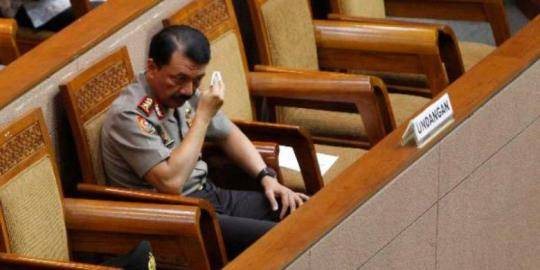 Budi Gunawan saat mengikuti fit and proper test di Gedung Dewan. foto: tribunnews.com
