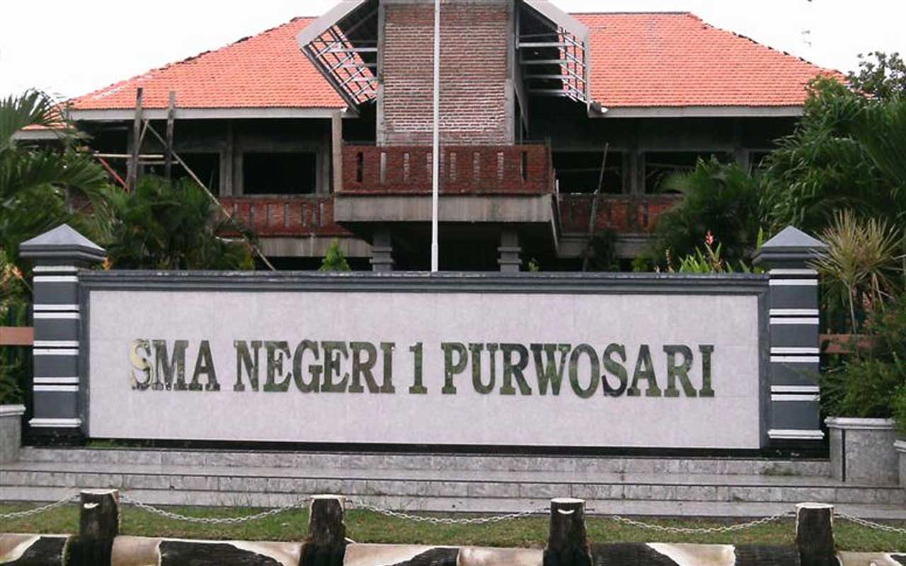 SMAN 1 Purwosari, Pasuruan.