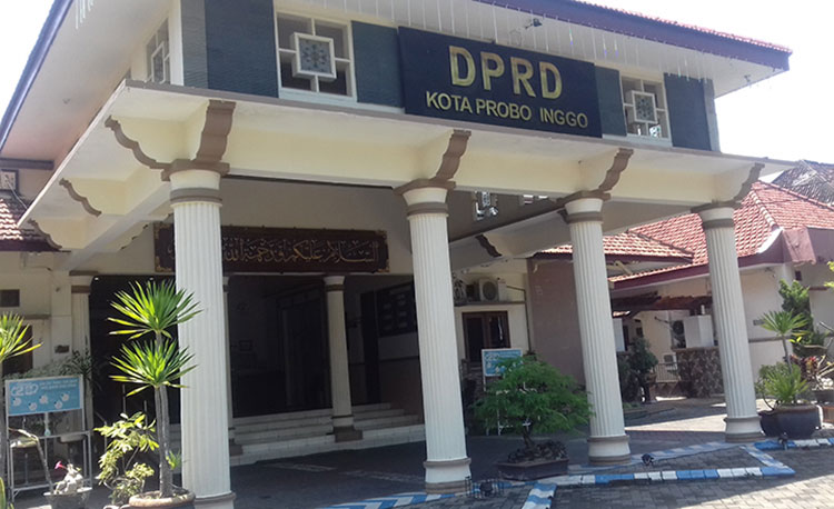 Kunker di Kota Probolinggo, DPRD Kabupaten Malang Balik Kucing