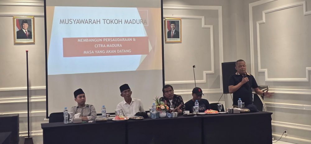 Acara Musyawarah Tokoh Madura yang digelar di Cafe Sky Bangkalan
