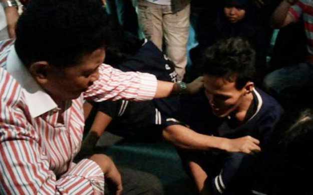 Rudi Efendi, memakan penis si pemerkosa istri. Bagaimana rasanya? foto: repro kompas.co.id