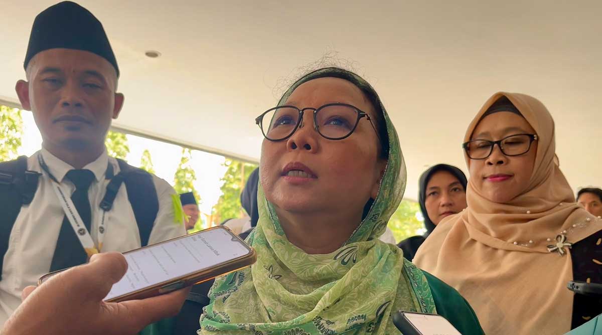 Alissa Wahid usai mengisi materi dalam Diklat PPIH 2026 di Asrama Haji Pondok Gede, Jakarta Timur. Foto: M. SULTHON NEAGARA/BANGSAONLINE