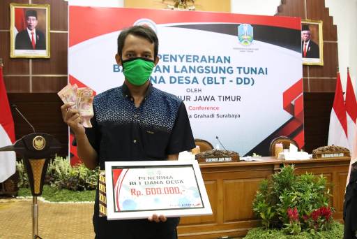 Gubernur Khofifah Kawal Penyaluran BLT-DD, Sebelum Idul Fitri Harus Selesai