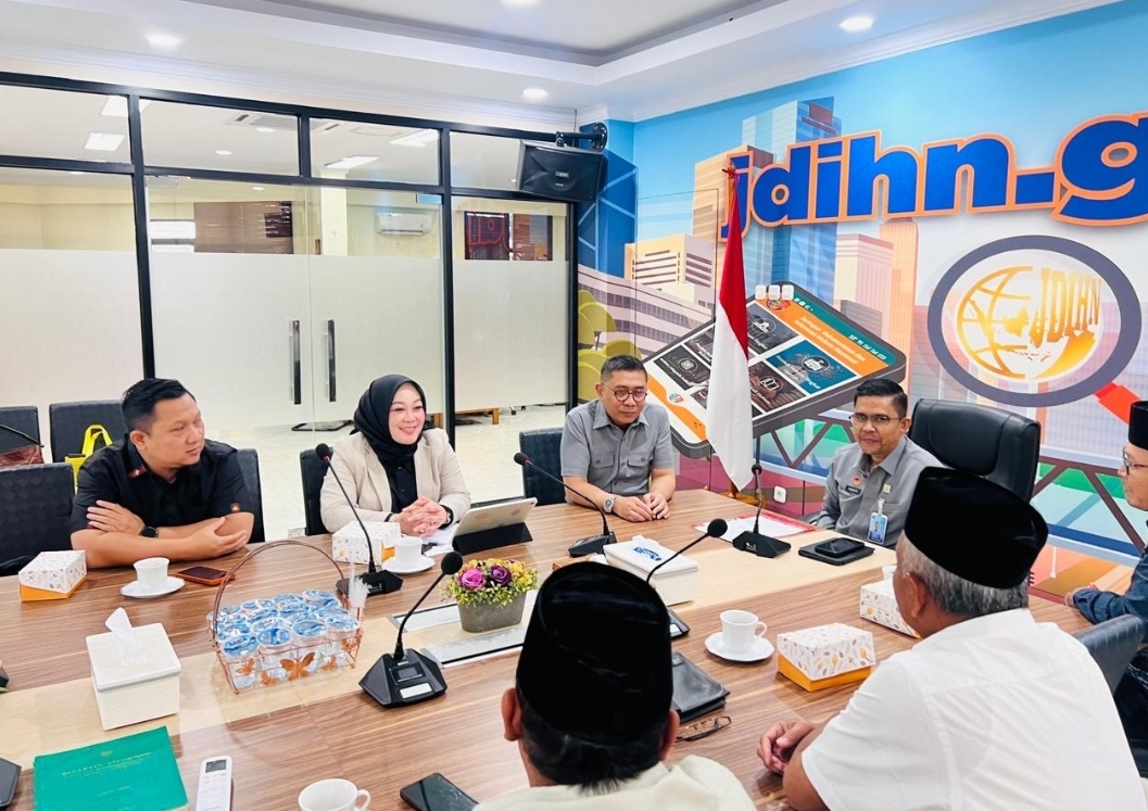 Ketua Bapemperda bersama Pimpinan DPRD  berkunjung ke BPHN