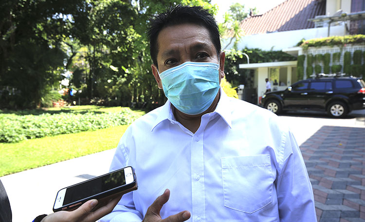 Kepala Dinas Penanaman Modal dan Pelayanan Terpadu Satu Pintu (DPM-PTSP) Kota Surabaya, M. Taswin. (foto: ist).