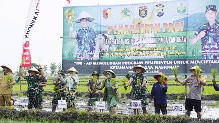 Wujudkan Ketahanan Pangan, Danrem 081/DSJ Dan Forkopimda Ngawi Kompak ...