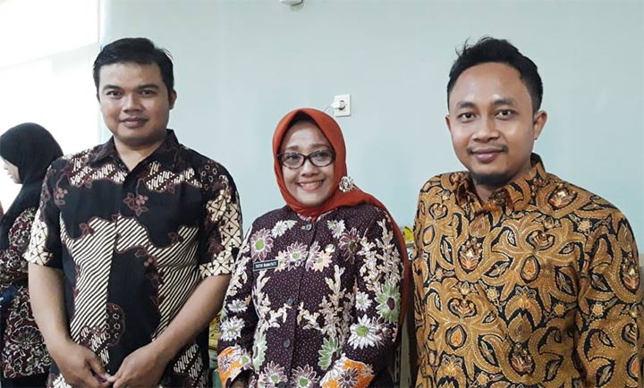 Dua guru asal Pasuruan yang akan mengikuti lomba GTKK Nasional.