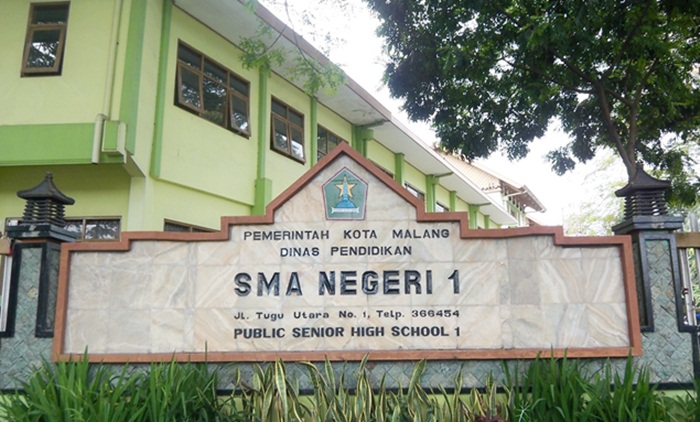 Lokasi SMAN 1 Malang di Jl. Tugu berdekatan dengan Balaikota, yang akan ditetapkan sebagai gedung cagar budaya bersama 19 gedung lainnya di tahun 2018 di Kota Malang. foto: istimewa