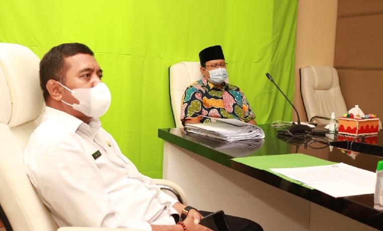 Wali Kota Pasuruan, Saifullah Yusuf (Gus Ipul) saat mengikuti Pembekalan Kepemimpinan bagi seluruh Kepala Daerah Non Petahana di Indonesia, Jumat (18/6).