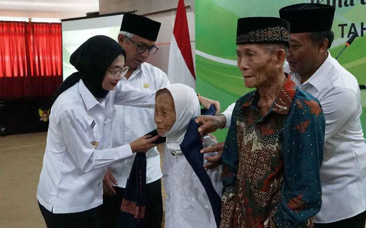 Wali Kota Kediri Lepas 240 Jemaah Calon Haji