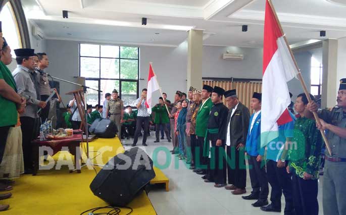 Prosesi pengukuhan Laskar Bela Negara (LBN) Kabupaten Jombang, Minggu (6/8/2017). foto: ROMZA/ BANGSAONLINE