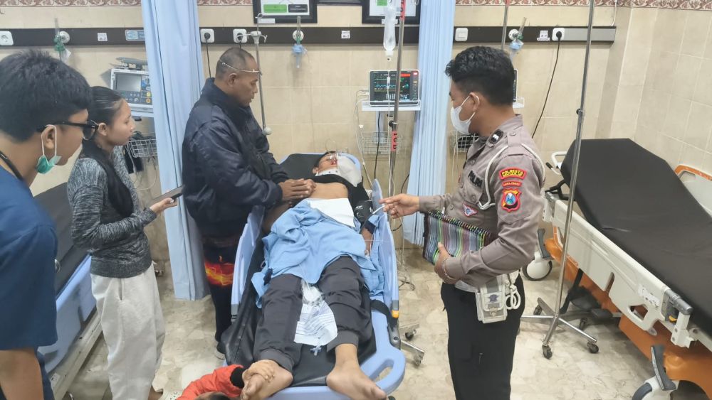 Salah satu korban selamat yang kini menjalani perawatan di RS Delta Surya