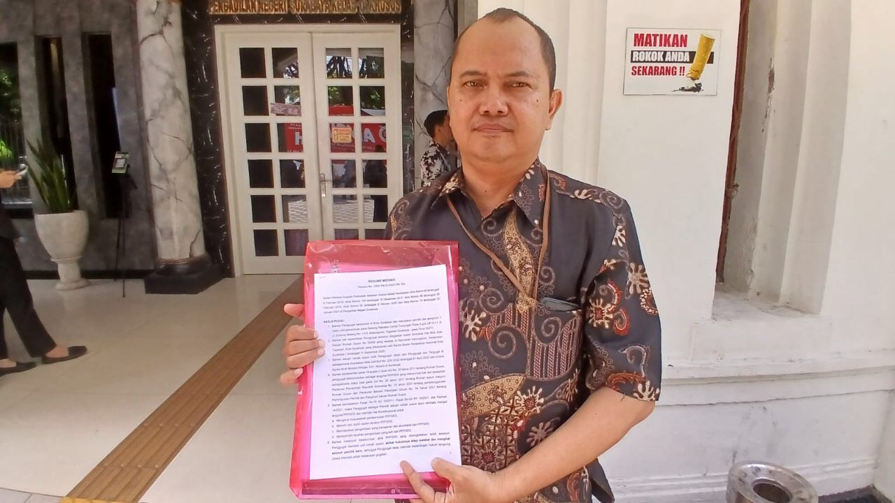 Franky pengacara Rudy menujukan surat Gugatan 

