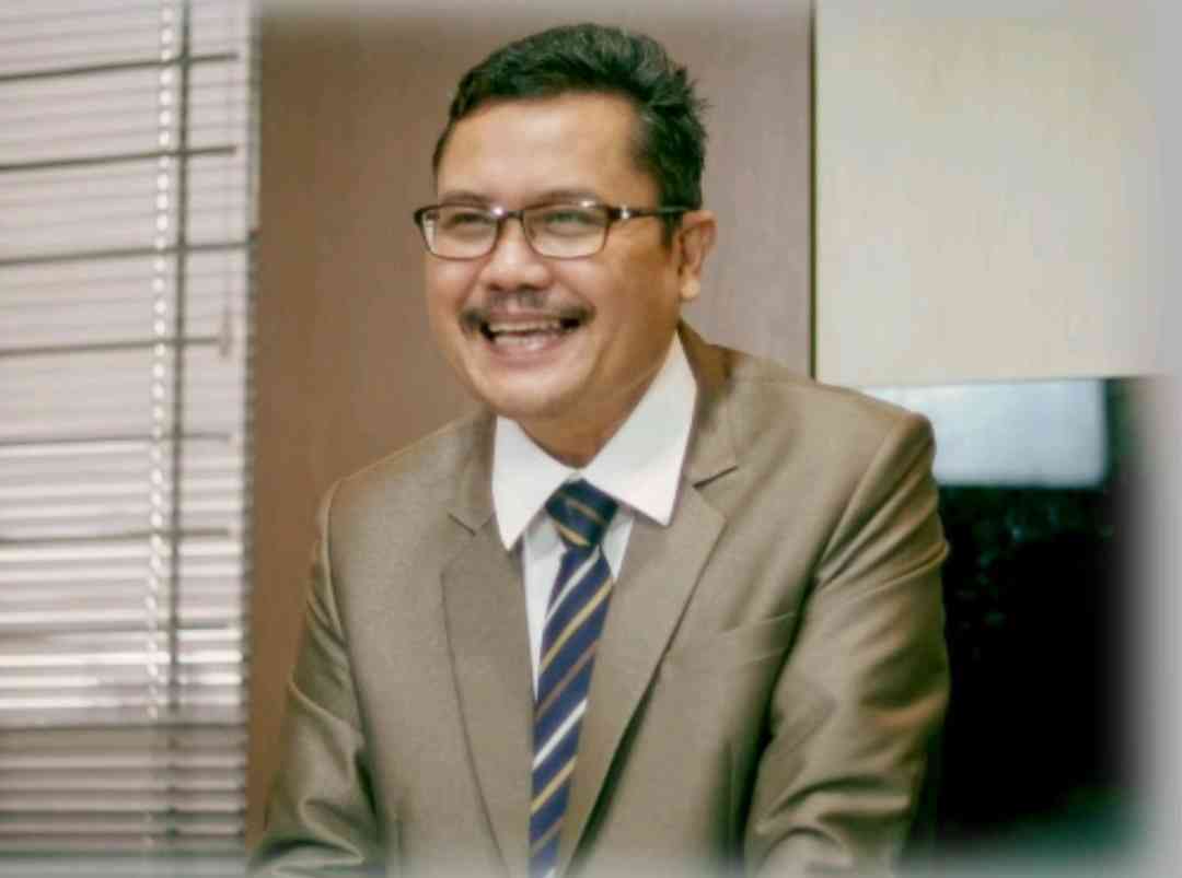Dr Hufron, SH, MA. Foto: dok.pribadi