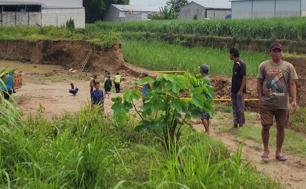 Lokasi galian tambang yang longsor dan menyebabkan satu korban jiwa di Magetan. Foto: ANTON/HB