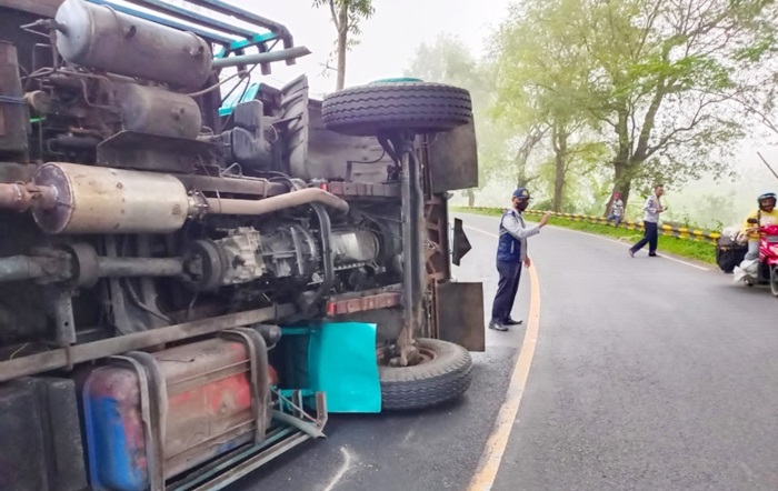 Ilustrasi sebuah kecelakaan truk. foto: ist.