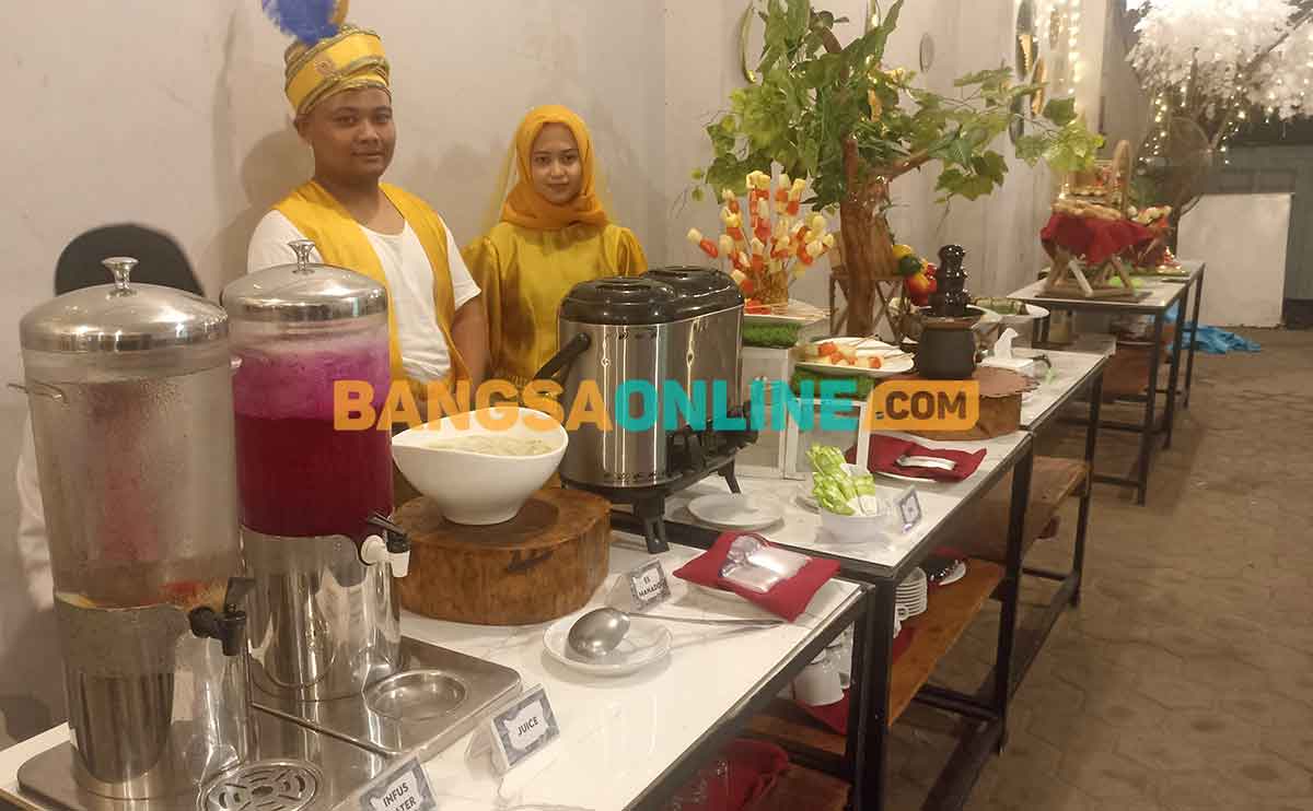 Menu buka puasa di Green Red Hotel Syariah Jombang. Foto: AAN AMRULLOH/BANGSAONLINE