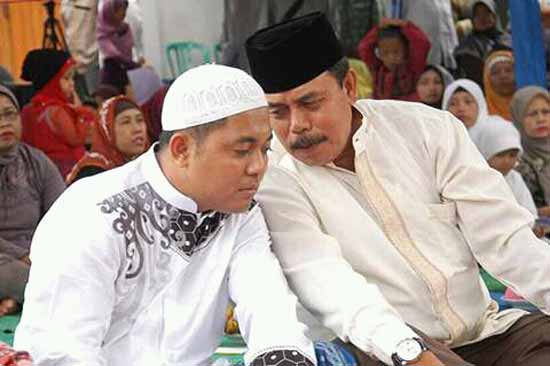 Suryono (kiri), Kuasa Hukum Terdakwa.