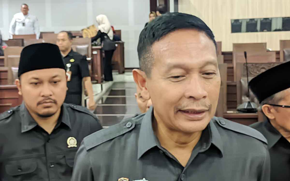 Wali Kota Malang saat memberi keterangan ke awak media.
